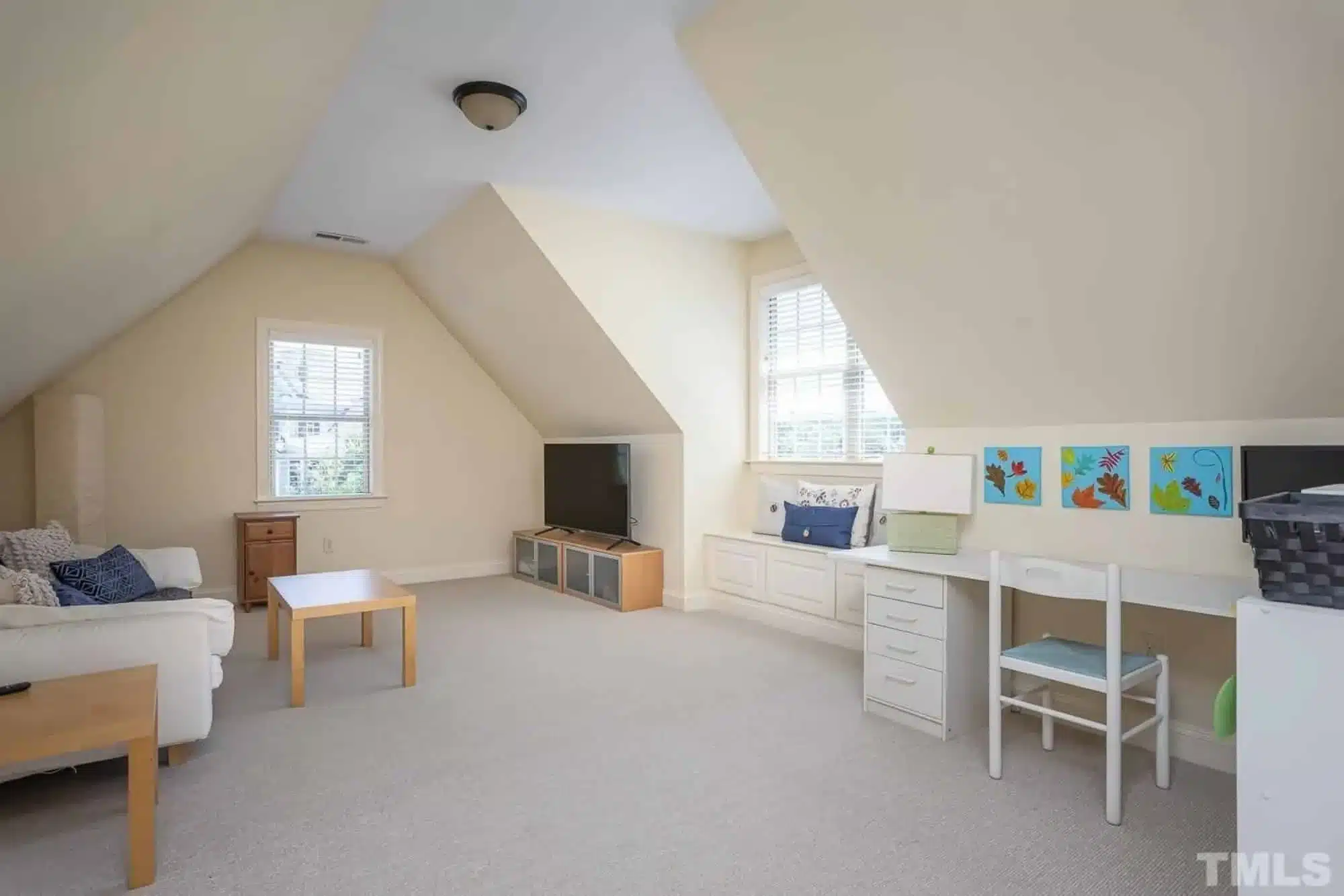 Elegant Craftsman house Plan with Detailed Blueprints & CAD Designs