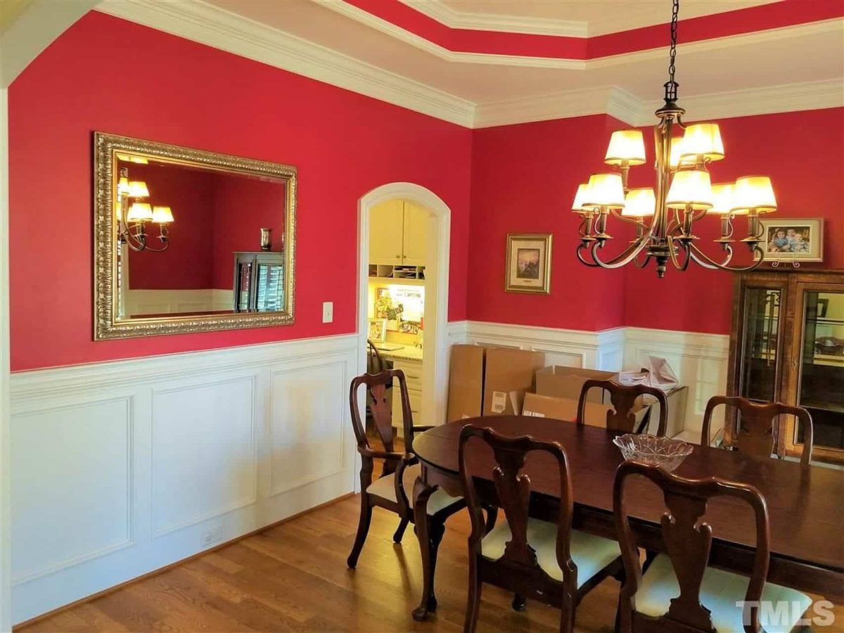 Elegant house Plan with Beautiful Architecture Design