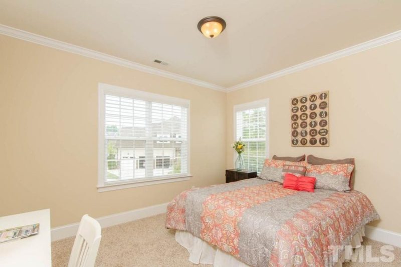 Stunning 5-Bedroom house Plan with Detailed CAD Architecture