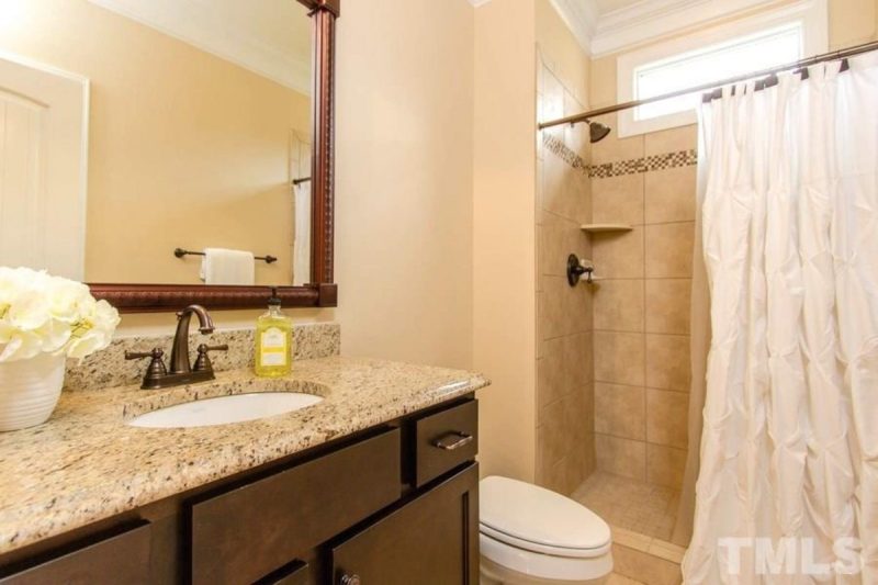 Stunning 5-Bedroom house Plan with Detailed CAD Architecture