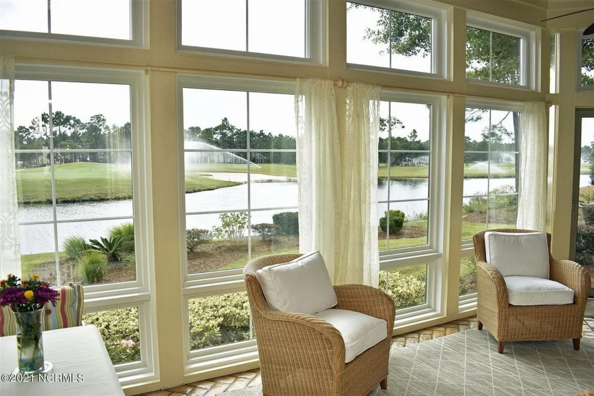 Traditional 4-Bedroom house Plan & Blueprint Designs