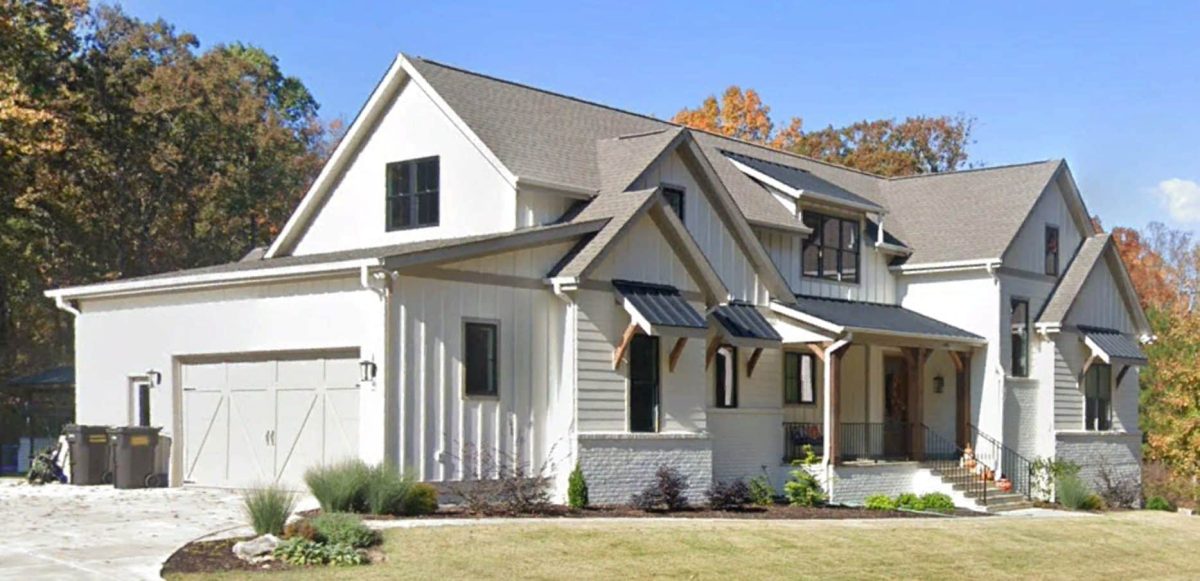 Traditional Farmhouse house Design with Detailed Floor Plan and CAD