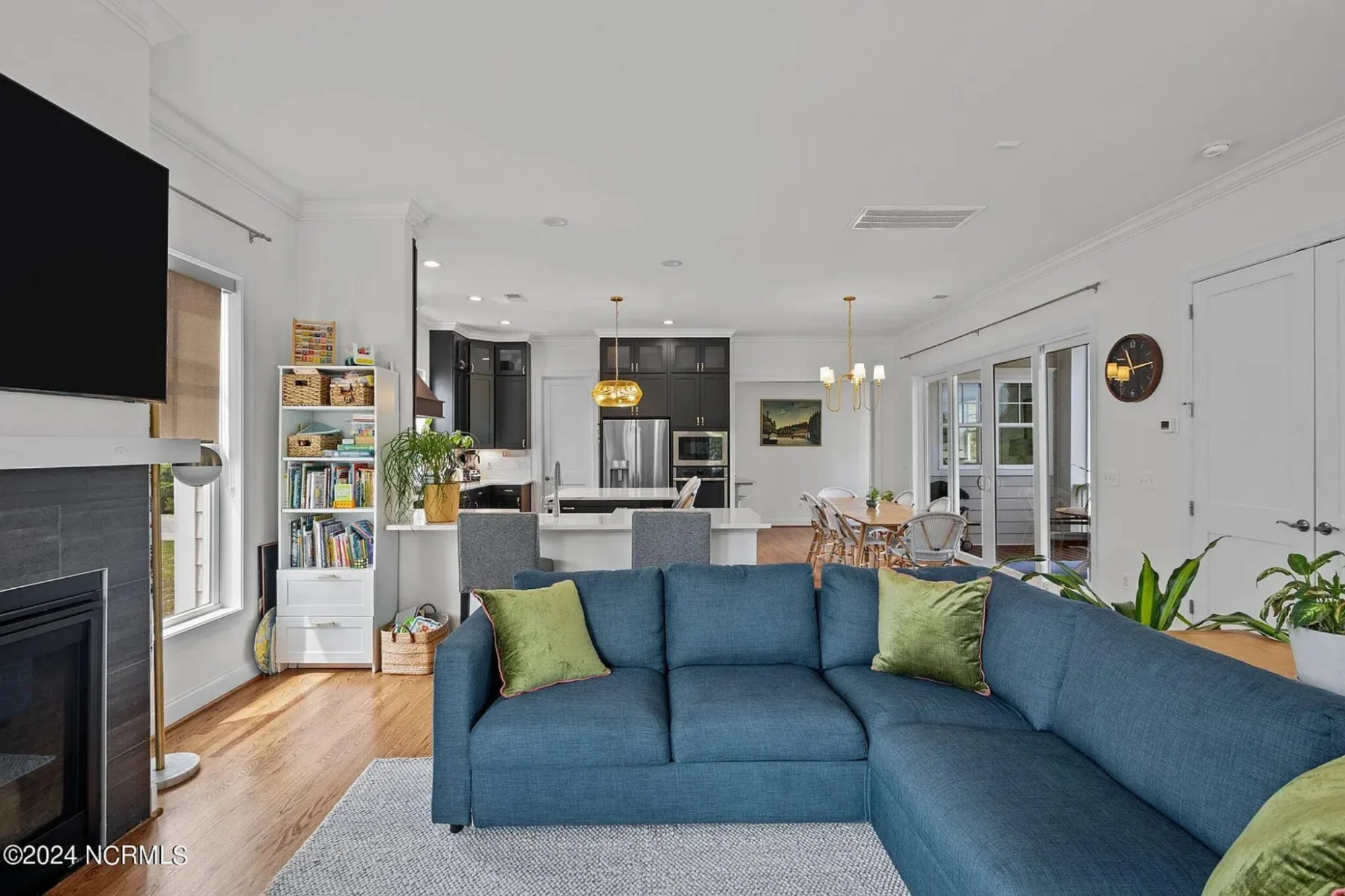 Modern house Plan with Detailed CAD Blueprint and Architecture