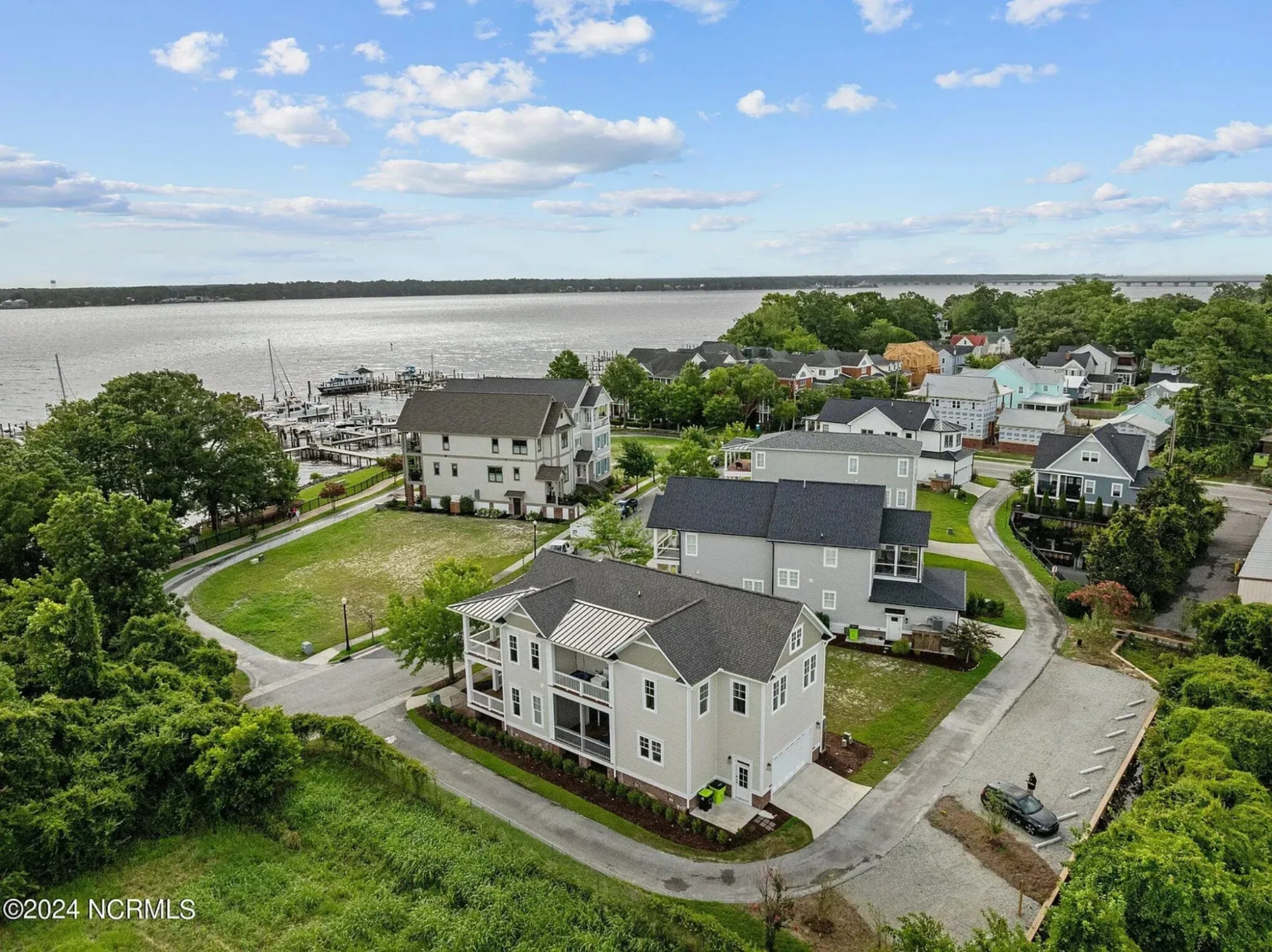 Modern house Plan with Detailed CAD Blueprint and Architecture