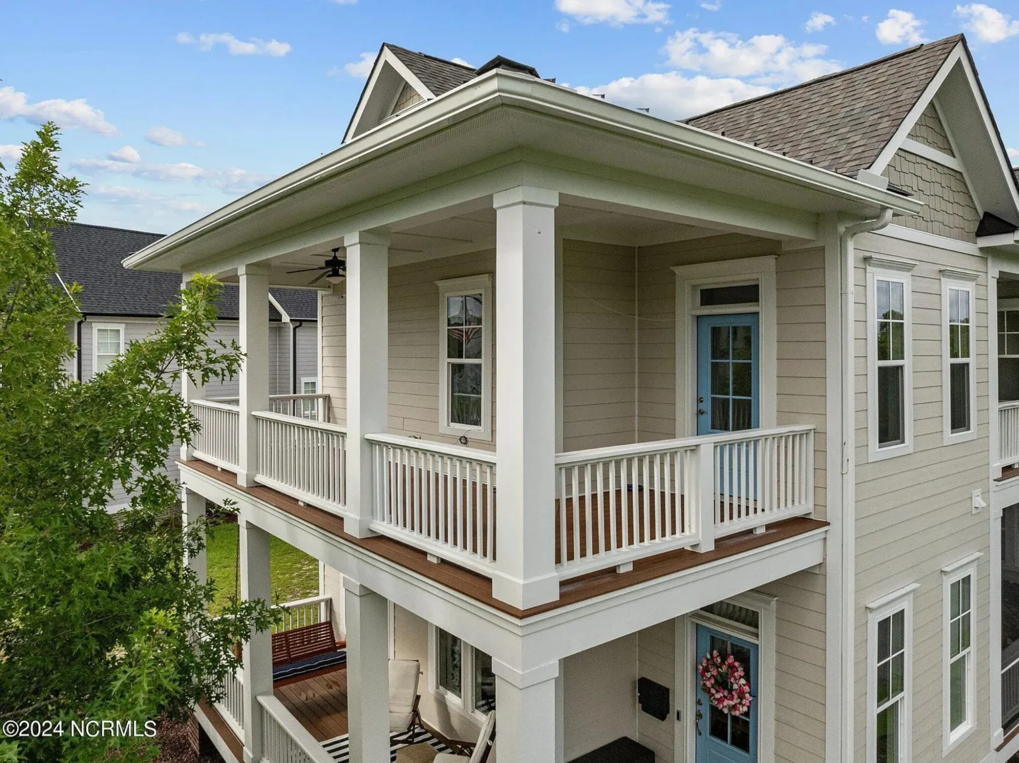 Modern house Plan with Detailed CAD Blueprint and Architecture