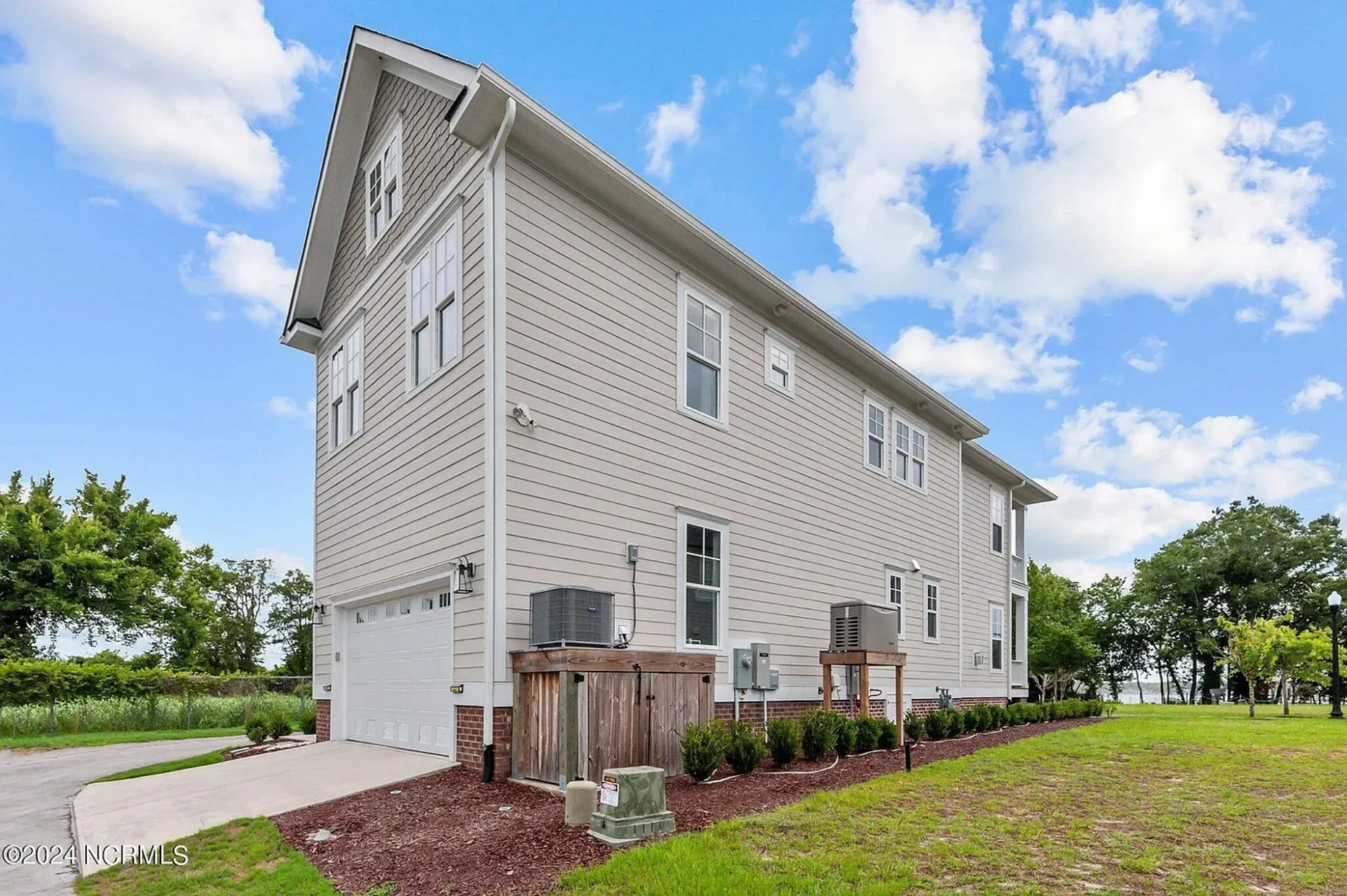 Modern house Plan with Detailed CAD Blueprint and Architecture