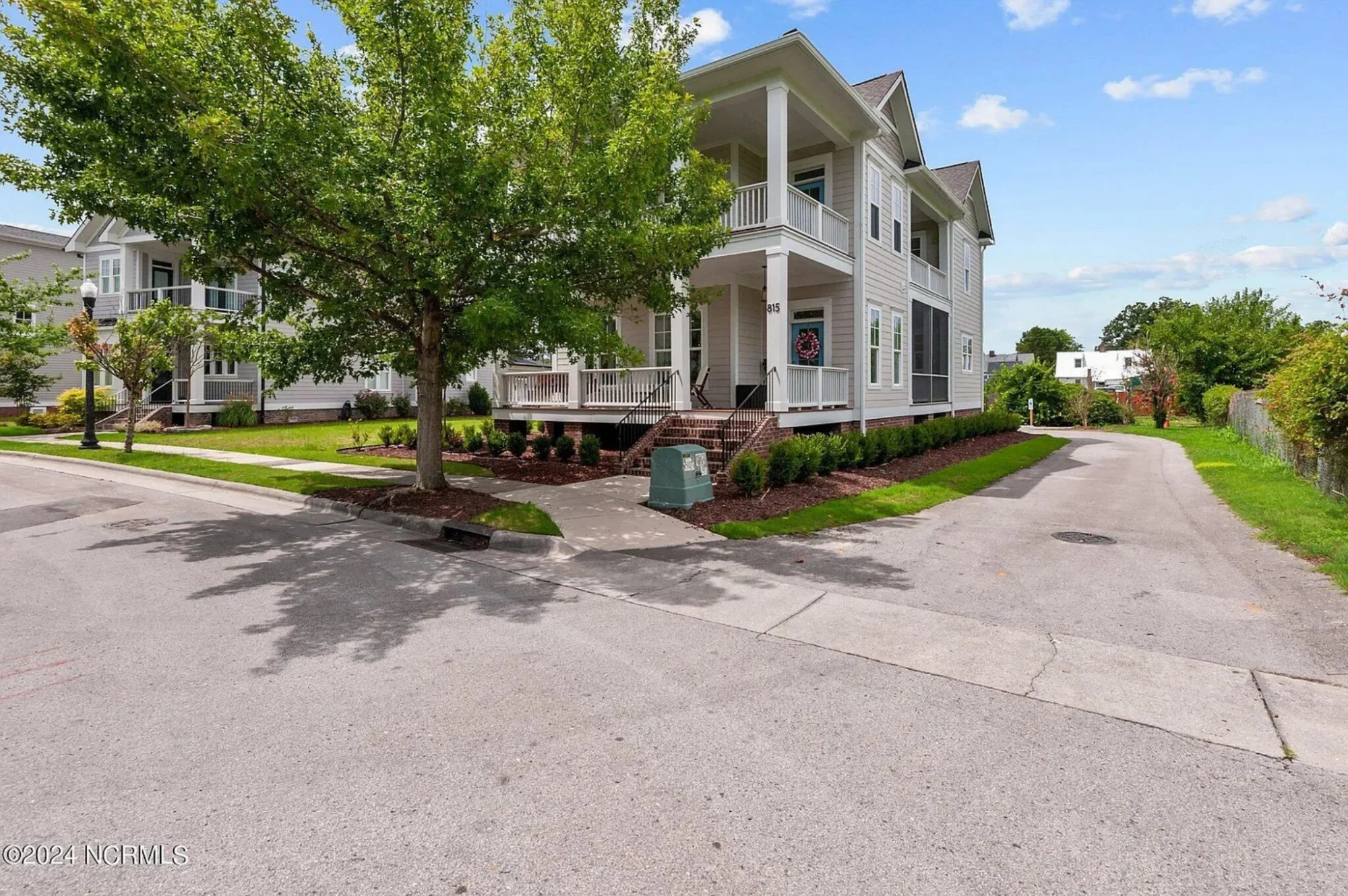 Modern house Plan with Detailed CAD Blueprint and Architecture