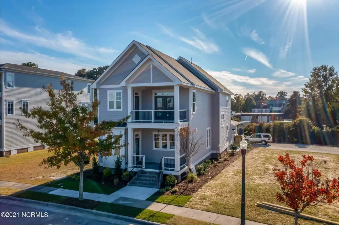 Modern 2-Story house Plan with CAD Blueprint & Designs