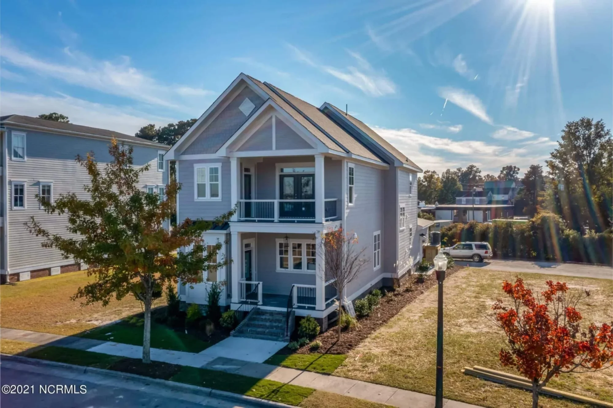 Modern 2-Story house Plan with CAD Blueprint & Designs