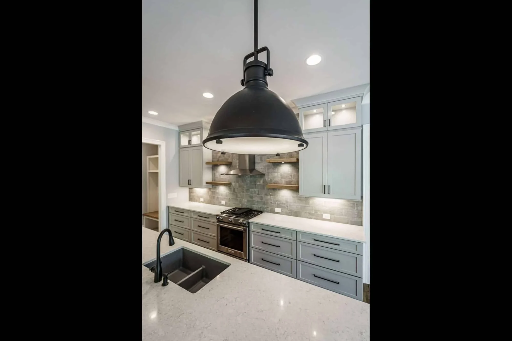 Modern Craftsman house Plan with CAD Designs and Floor Blueprint