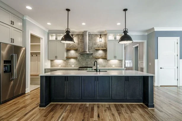 Modern Craftsman house Plan with CAD Designs and Floor Blueprint