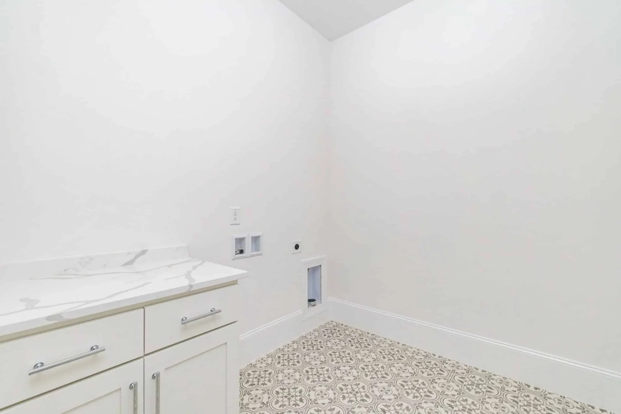 Beautiful 4-Bedroom house Plan with CAD Designs & Blueprint