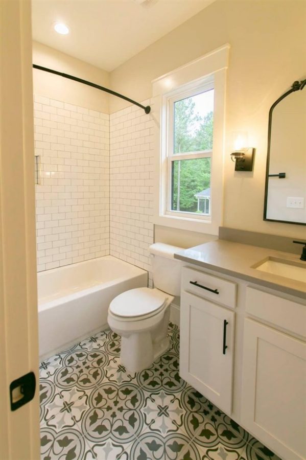 Craftsman house Floor Plan: CAD Blueprint with Elegant Designs