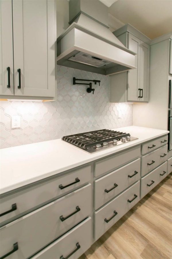 Craftsman house Floor Plan: CAD Blueprint with Elegant Designs