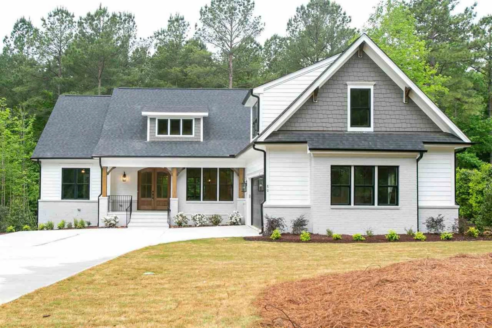 Craftsman house Floor Plan: CAD Blueprint with Elegant Designs