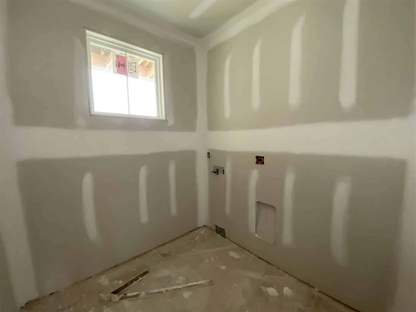 Modern Craftsman house Plan with Spacious Floor Designs