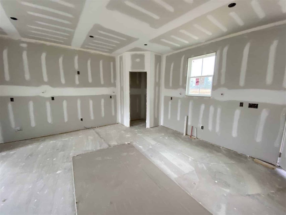 Modern Craftsman house Plan with Spacious Floor Designs