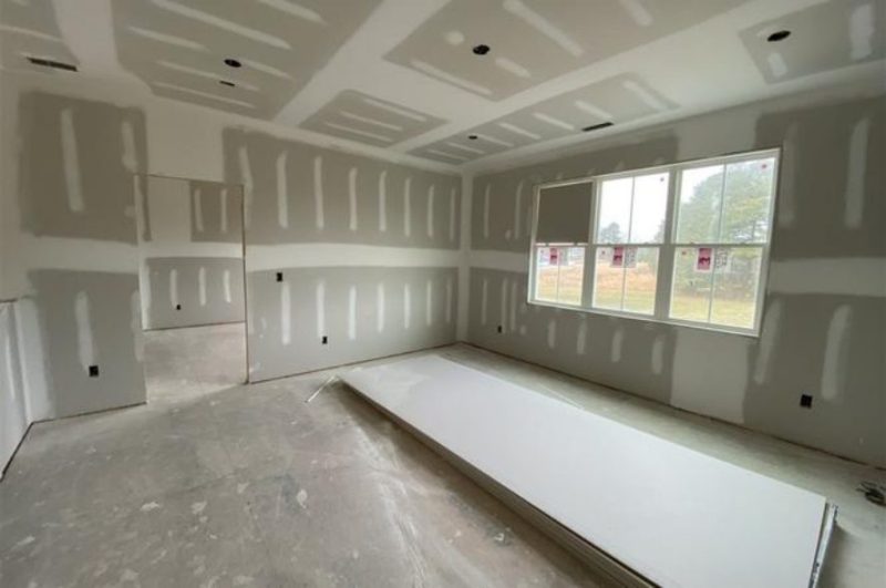 Modern Craftsman house Plan with Spacious Floor Designs