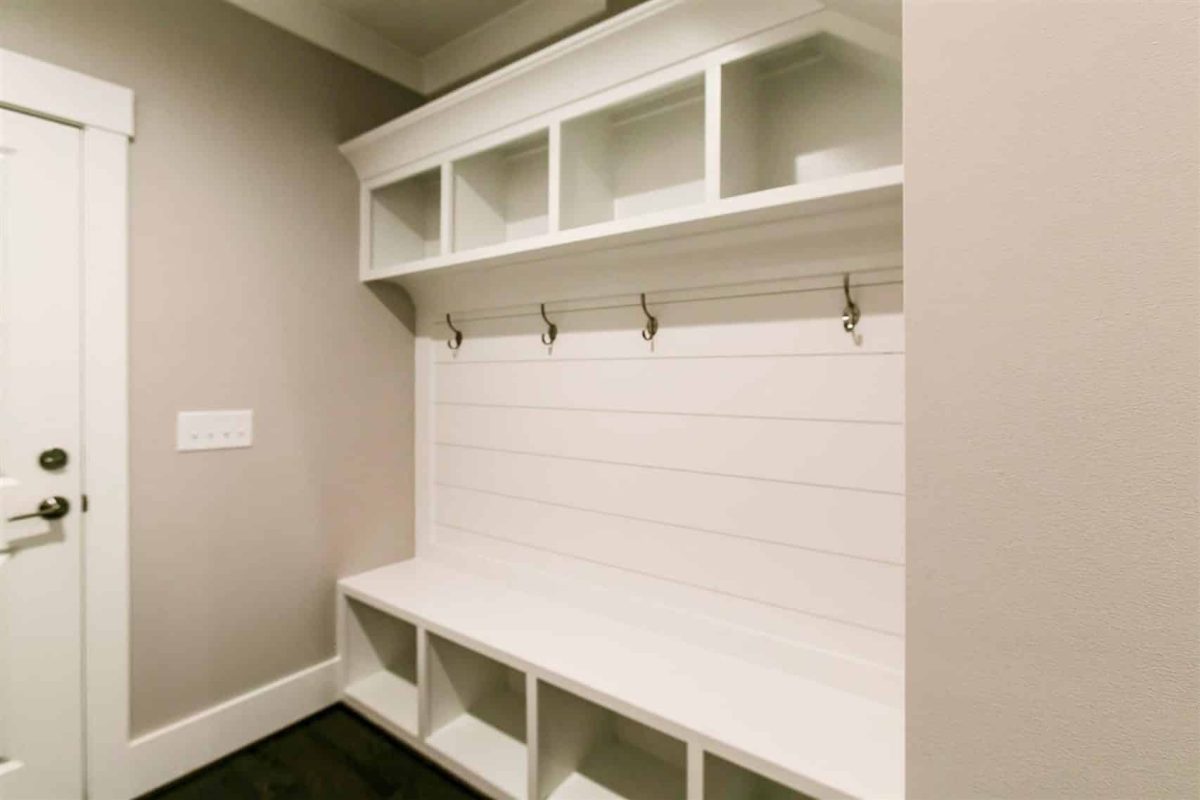 Modern Craftsman house Plan with Spacious Floor Designs