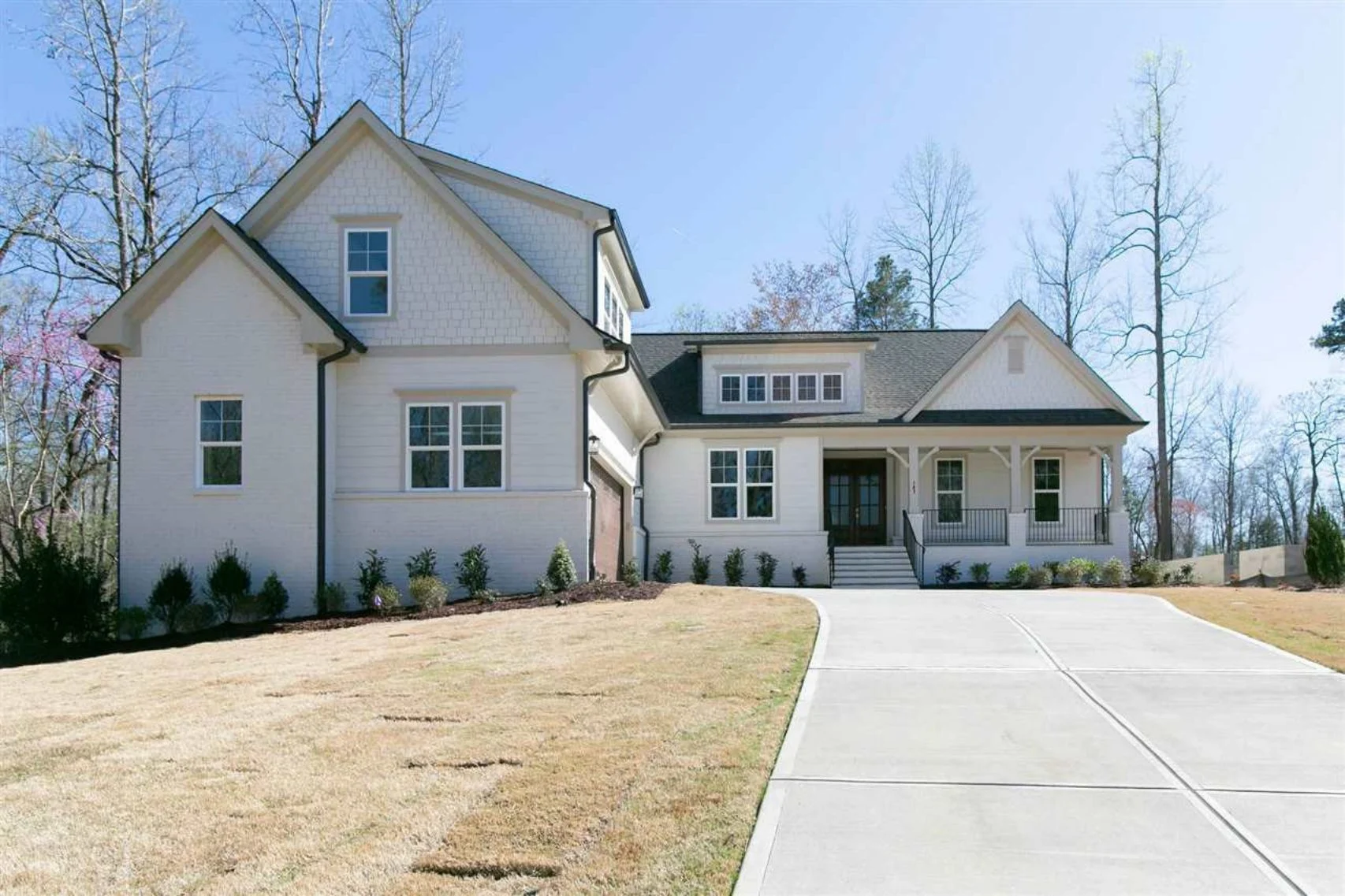 Modern Craftsman house Plan with Spacious Floor Designs
