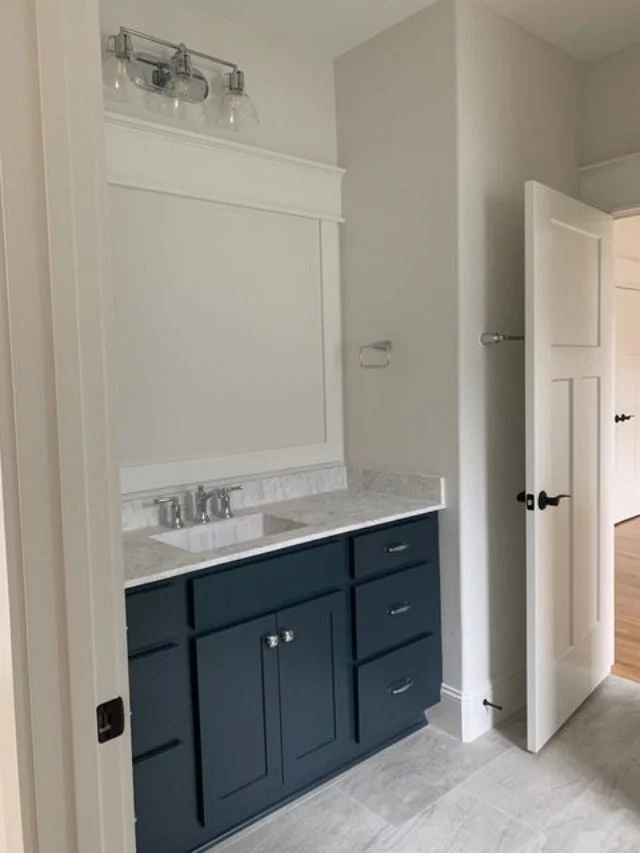 Spacious house Plan with Modern Design and CAD Blueprint Features