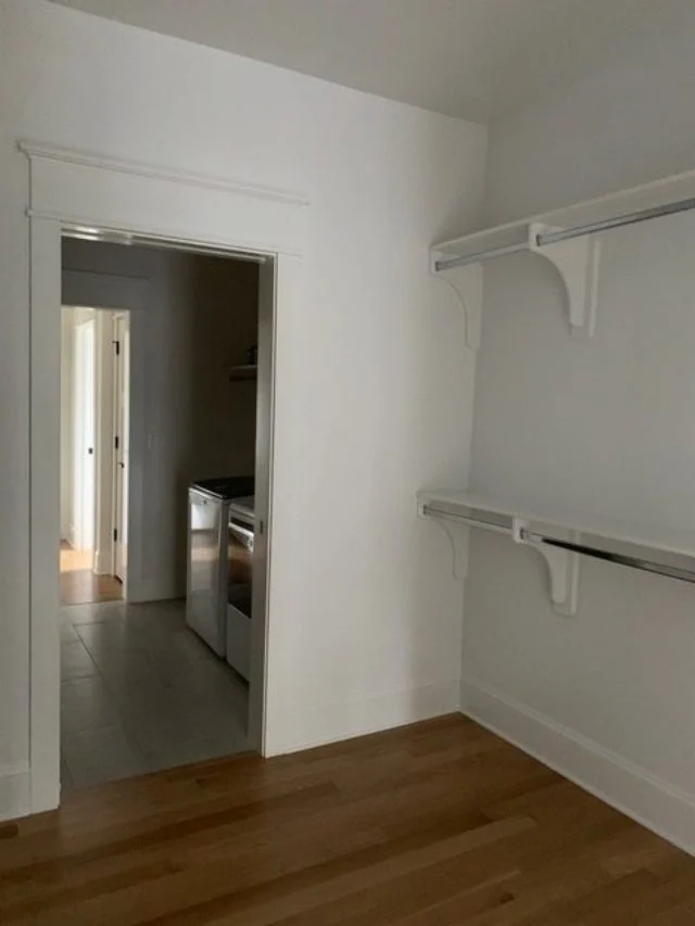 Spacious house Plan with Modern Design and CAD Blueprint Features