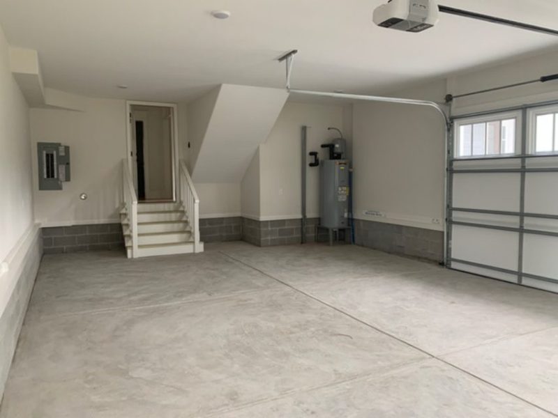 Spacious house Plan with Modern Design and CAD Blueprint Features