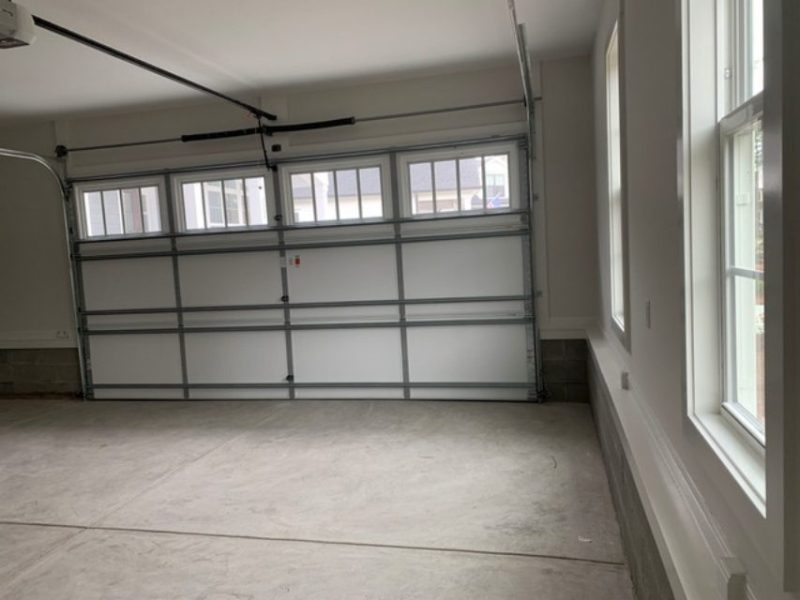 Spacious house Plan with Modern Design and CAD Blueprint Features