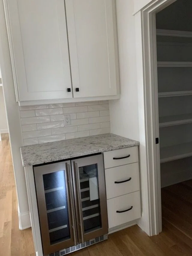 Spacious house Plan with Modern Design and CAD Blueprint Features