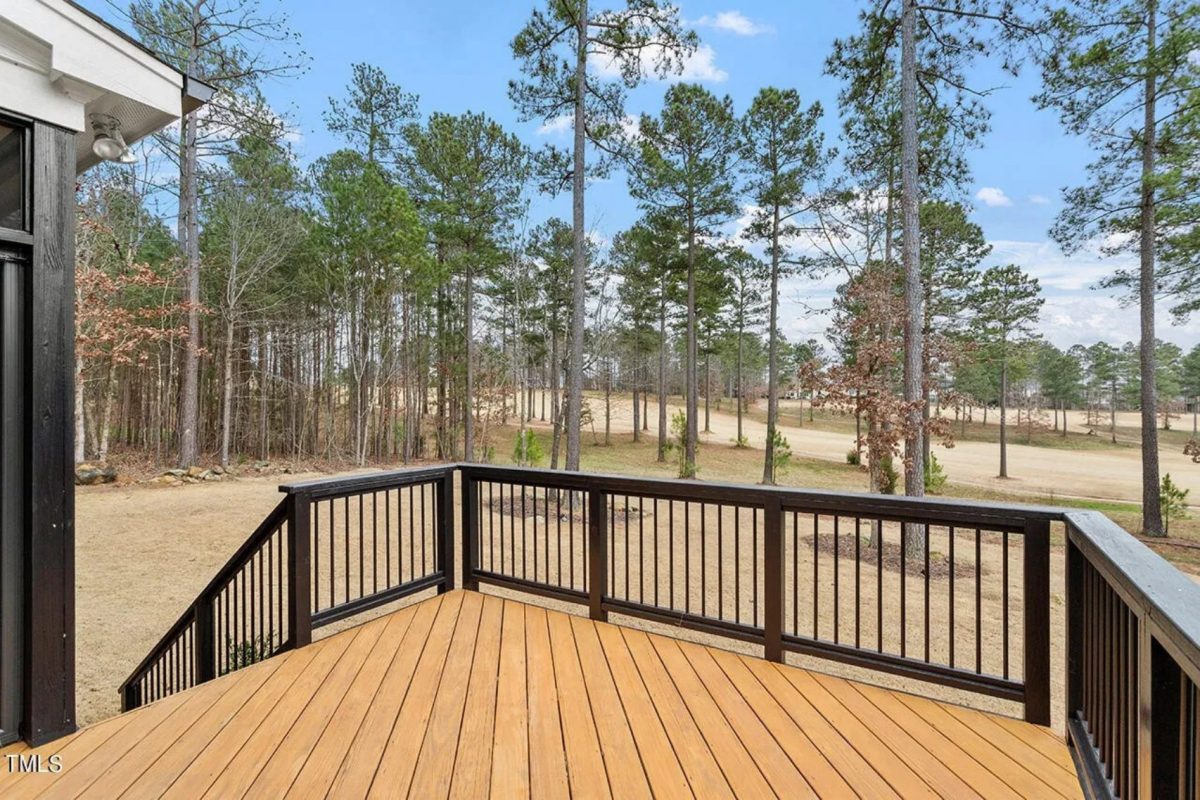 Craftsman house Floor Plan - 4 Bedrooms, 3.5 Baths, Blueprint CAD Design