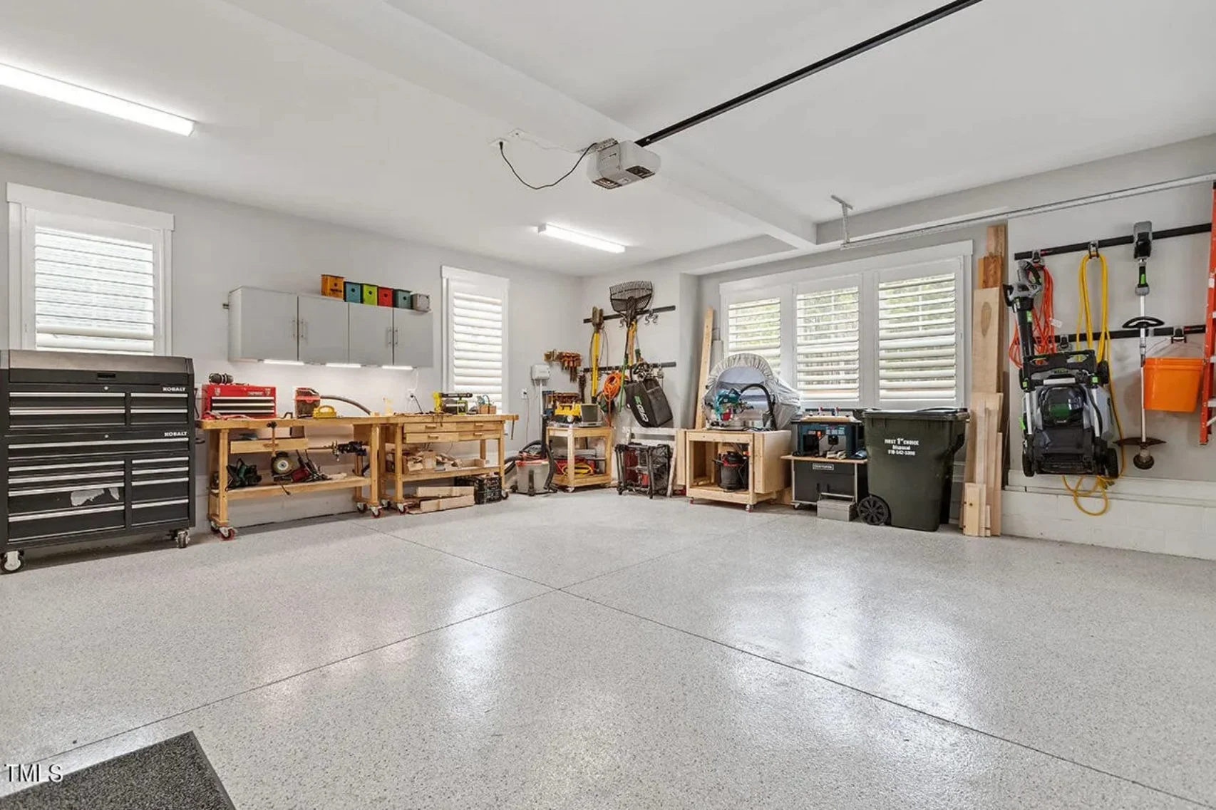 Craftsman house Floor Plan - 4 Bedrooms, 3.5 Baths, Blueprint CAD Design