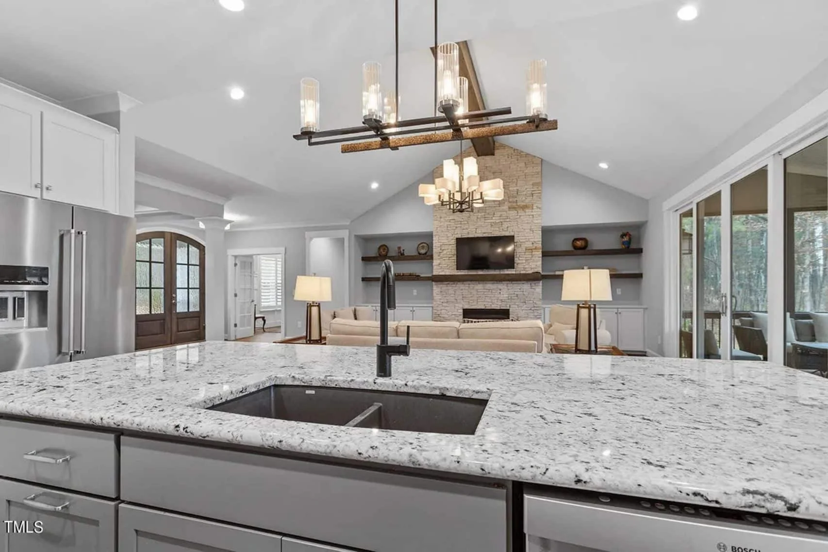 Craftsman house Floor Plan - 4 Bedrooms, 3.5 Baths, Blueprint CAD Design