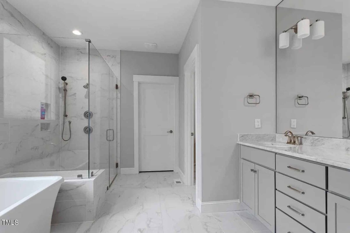 Craftsman house Floor Plan - 4 Bedrooms, 3.5 Baths, Blueprint CAD Design