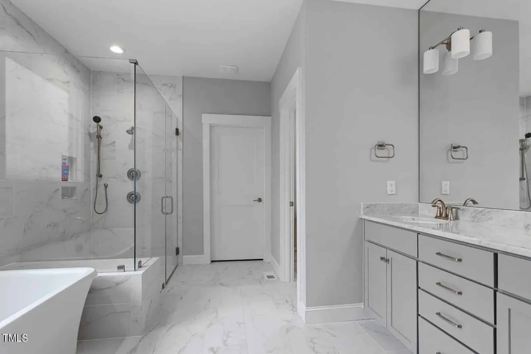 Craftsman house Floor Plan - 4 Bedrooms, 3.5 Baths, Blueprint CAD Design