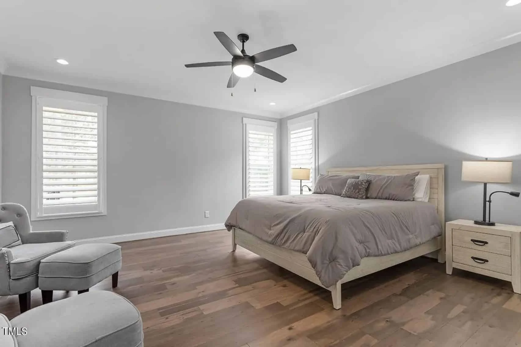 Craftsman house Floor Plan - 4 Bedrooms, 3.5 Baths, Blueprint CAD Design