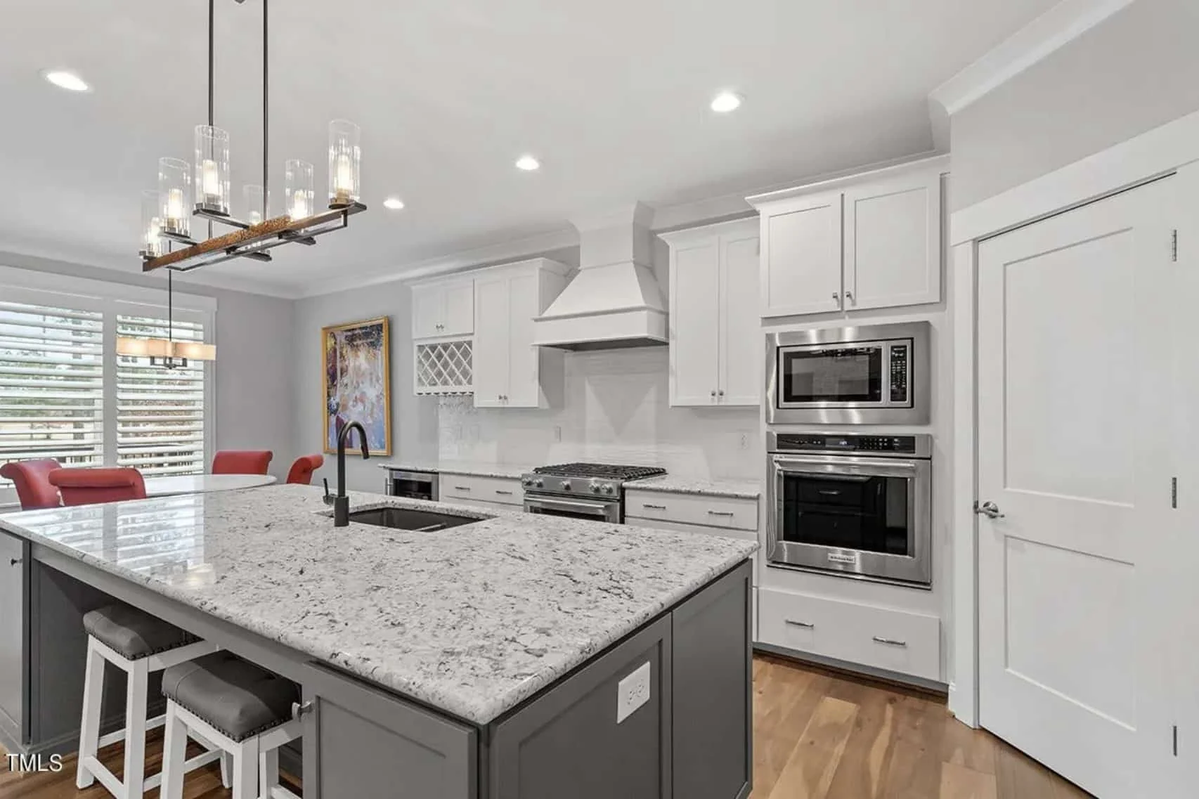 Craftsman house Floor Plan - 4 Bedrooms, 3.5 Baths, Blueprint CAD Design