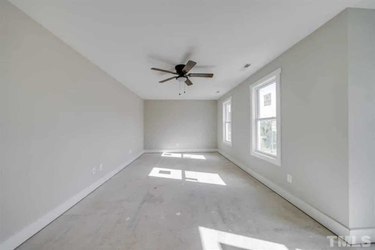 Modern Suburban house Plan with 3 Beds and Stylish Architecture