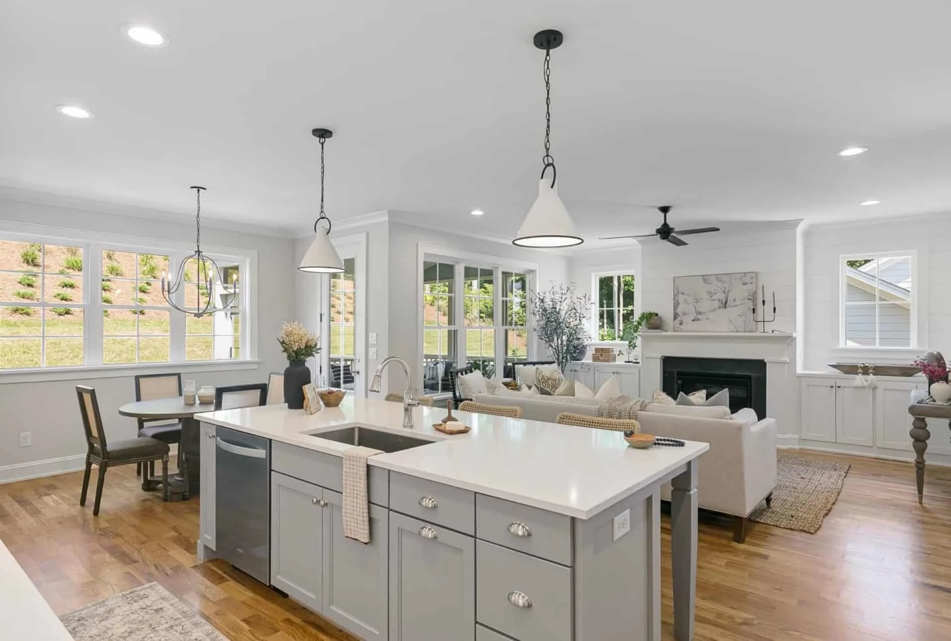 Beautiful house Floor Plan with CAD Designs and Blueprints