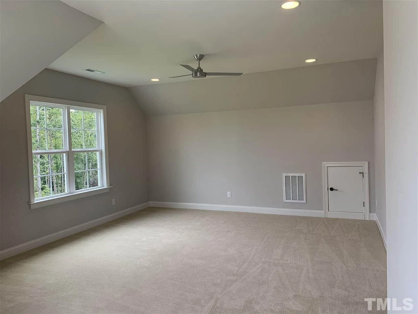 Beautiful Southern house Floor Plan with 2 Stories and CAD Designs
