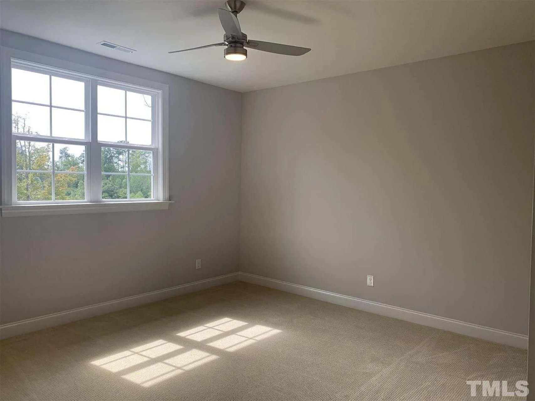 Beautiful Southern house Floor Plan with 2 Stories and CAD Designs