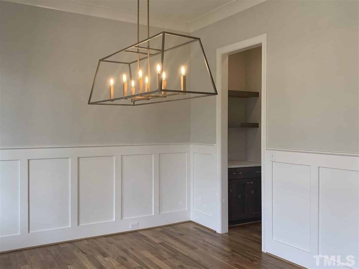 Beautiful Southern house Floor Plan with 2 Stories and CAD Designs