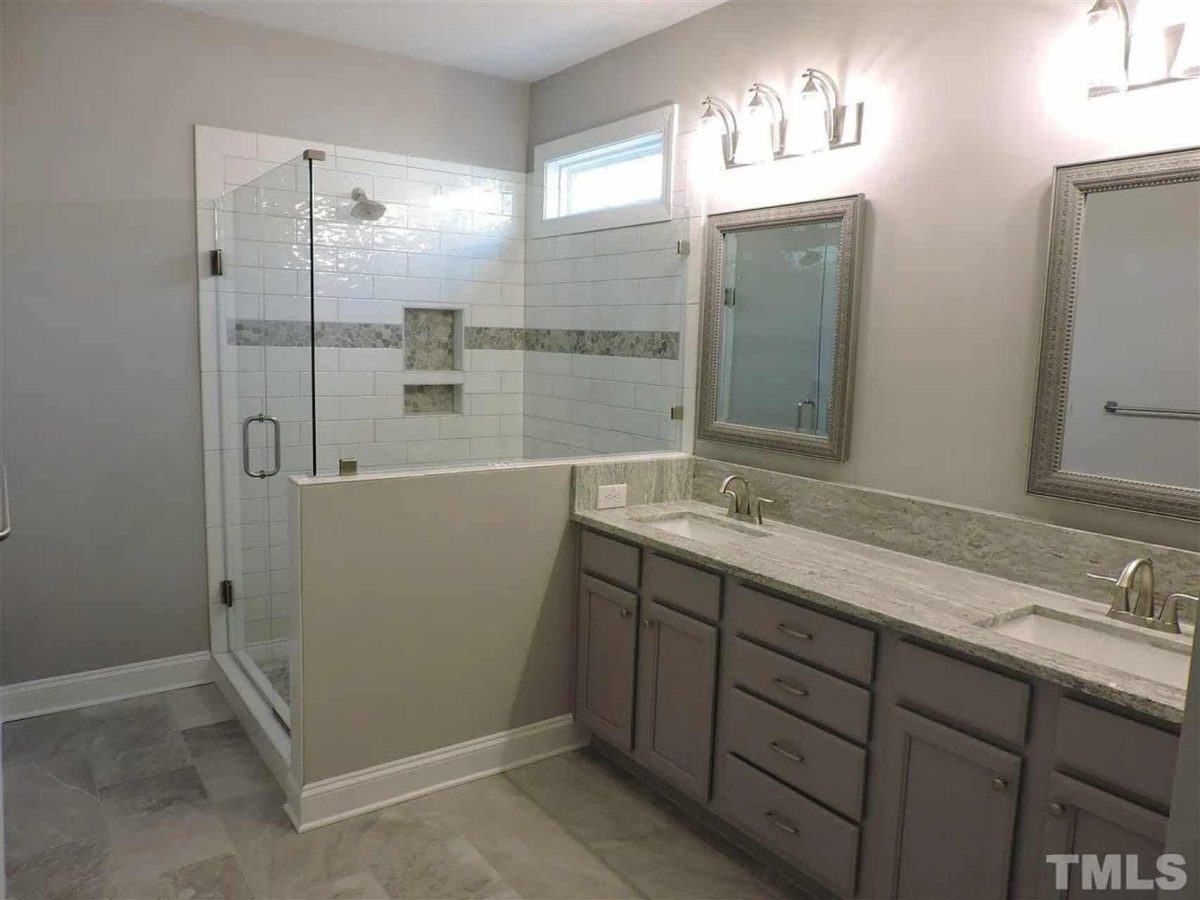 Traditional house Plan with 2-Story CAD Designs