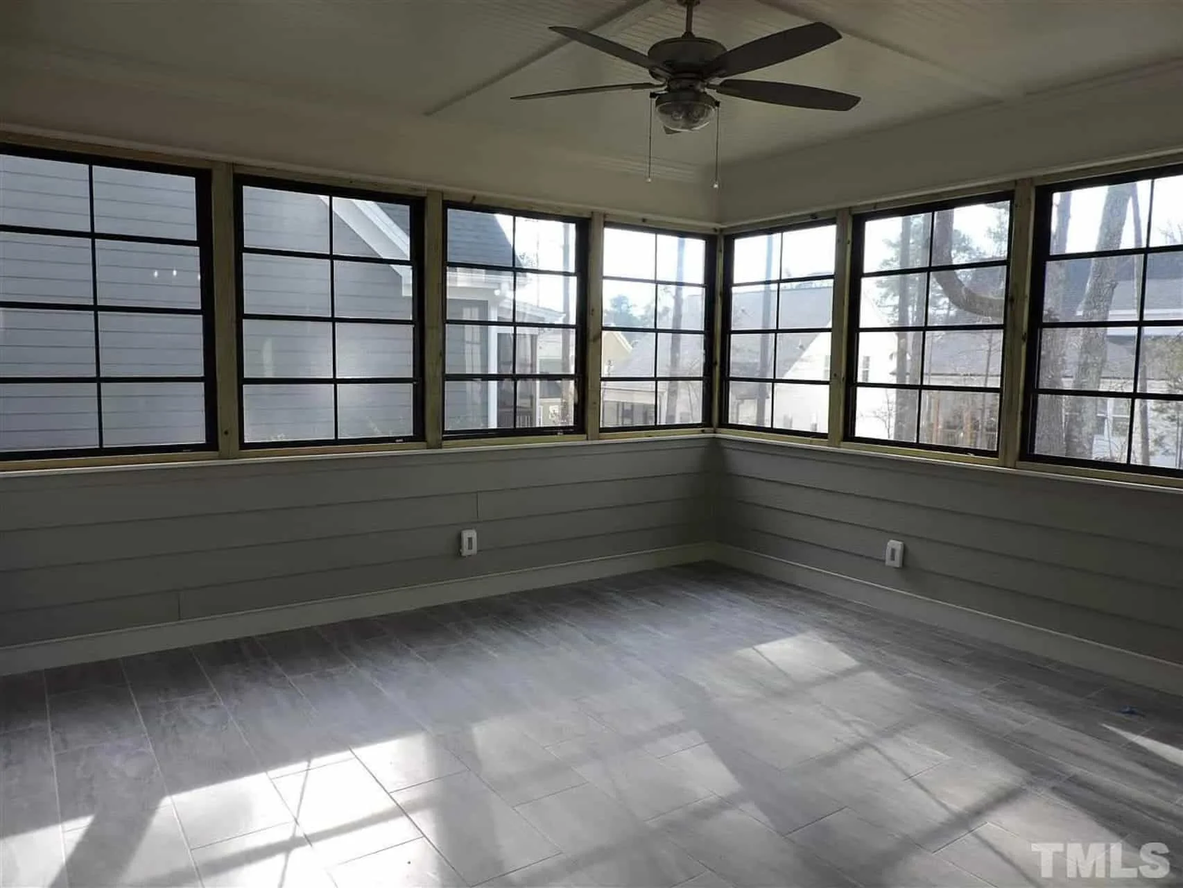 Traditional house Plan with 2-Story CAD Designs