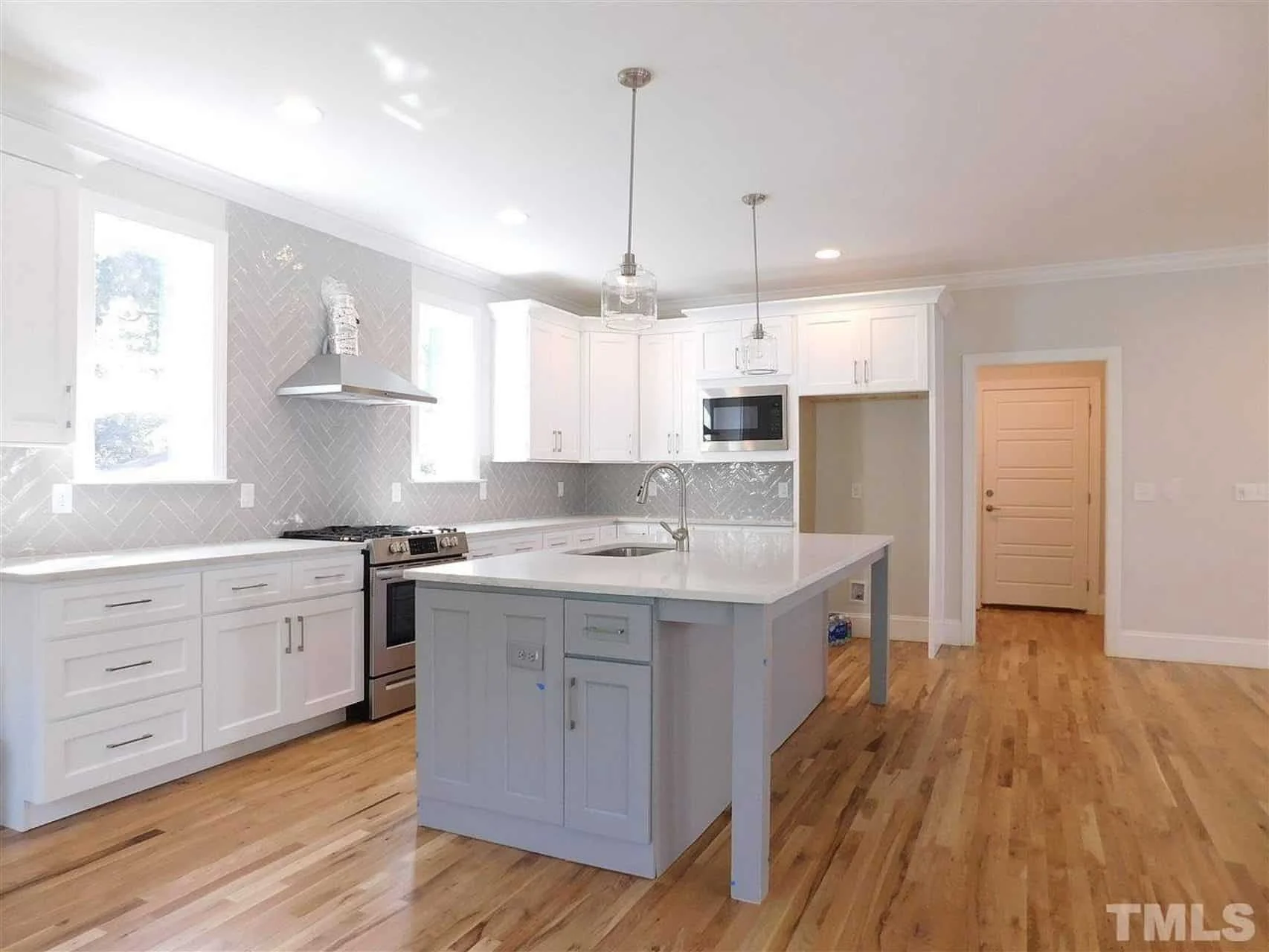 Modern Craftsman house Plan with Basement and Bonus Room