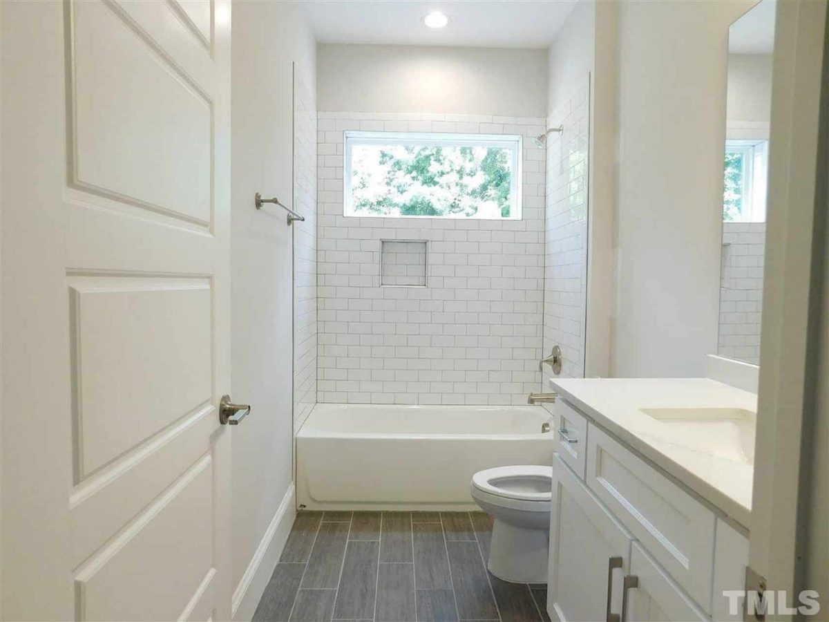 Modern Craftsman house Plan with Basement and Bonus Room