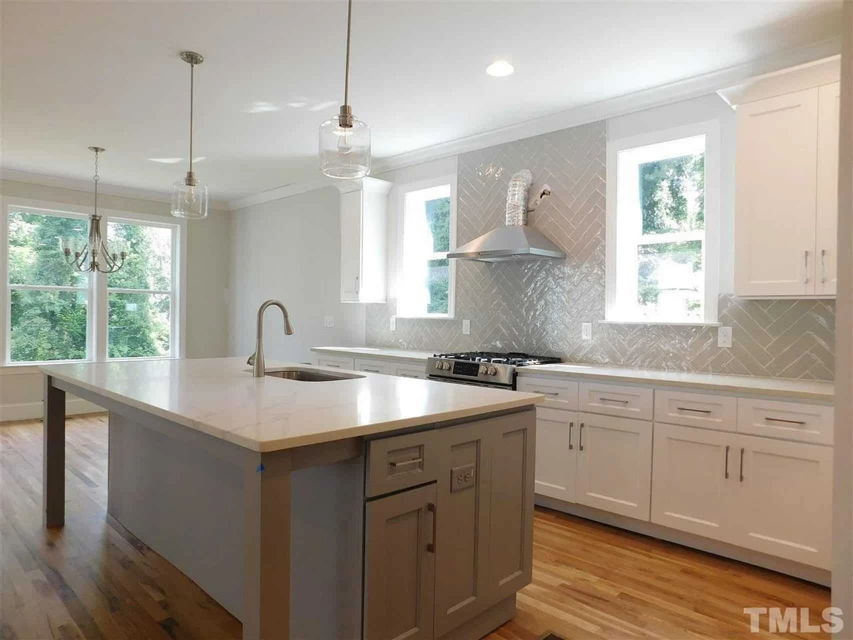 Modern Craftsman house Plan with Basement and Bonus Room