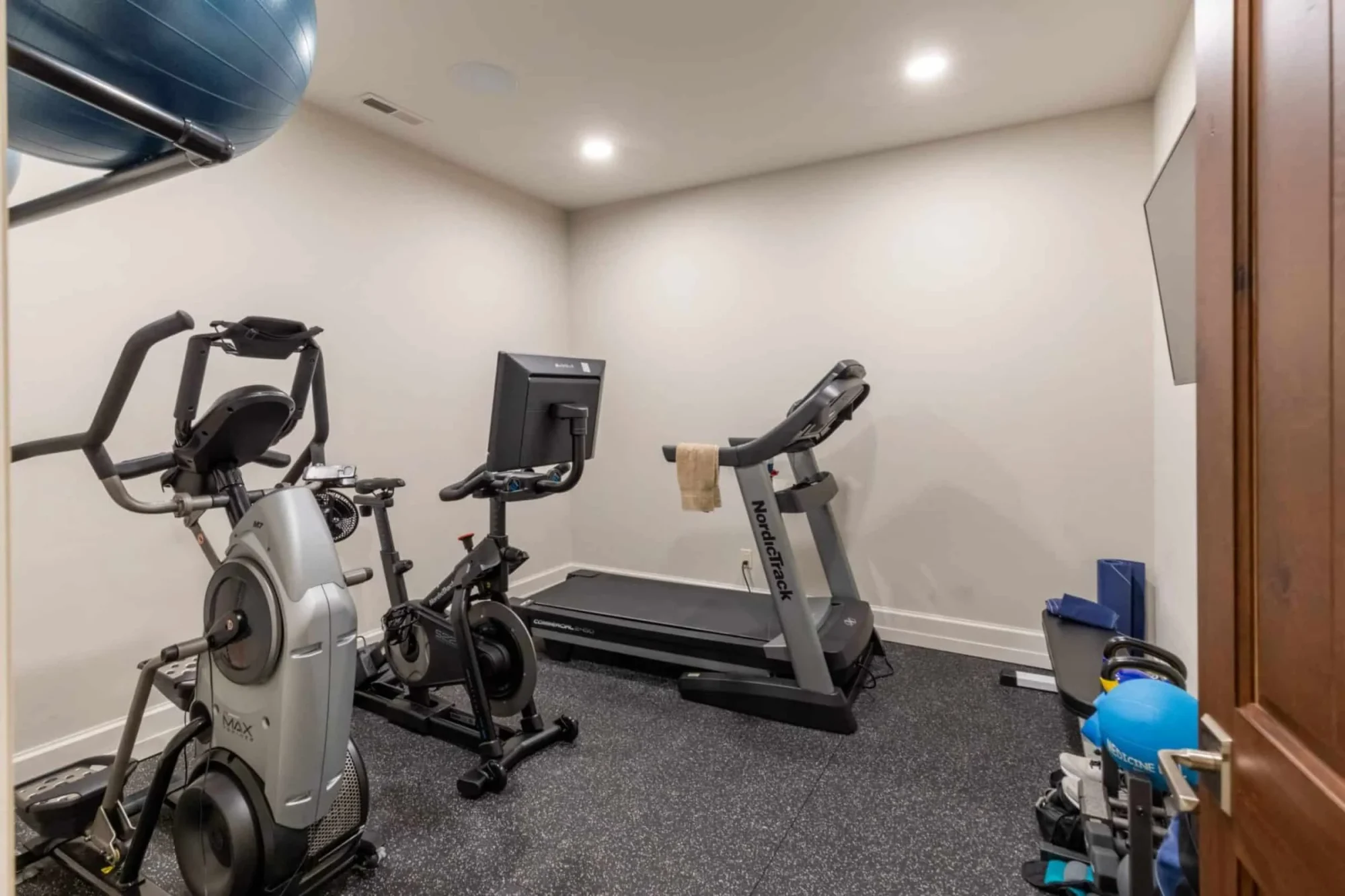 Elegant house Plan with Detailed Floor Blueprint and CAD Designs