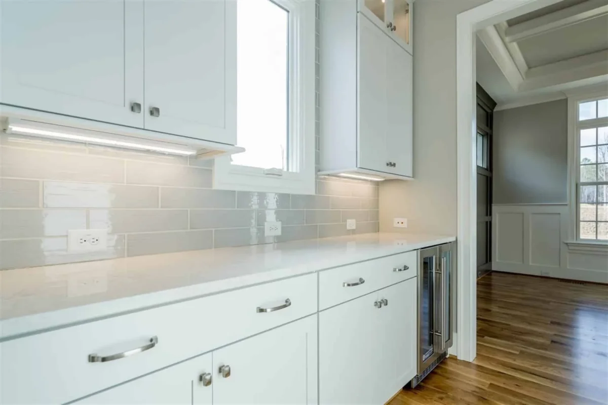 Charming 2-Story house Plan with Spacious Floor Plan and Modern Designs