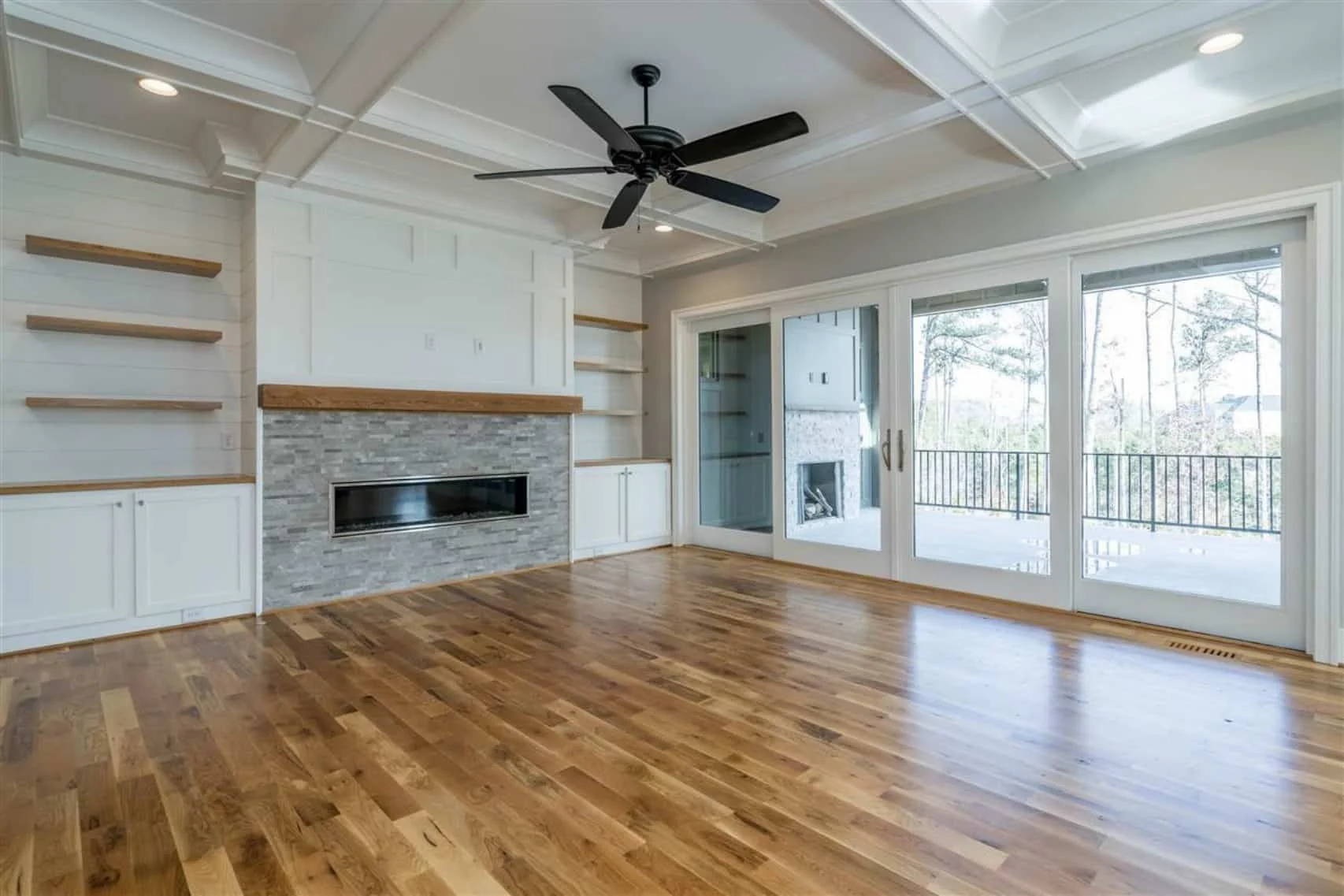 19-1587 HOUSE PLAN - Charming 2-Story House Plan with Spacious Floor Plan and Modern Designs 7 Charming 2-Story house Plan with Spacious Floor Plan and Modern Designs