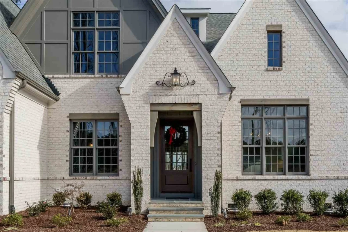 Charming 2-Story house Plan with Spacious Floor Plan and Modern Designs